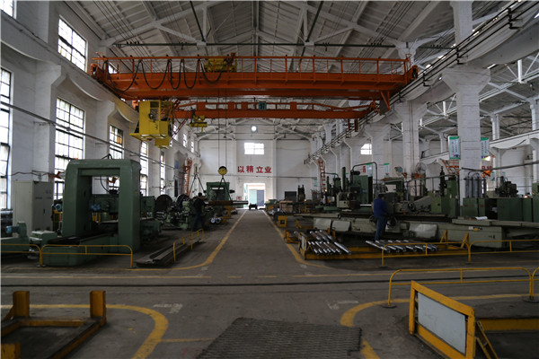 Large machining workshop